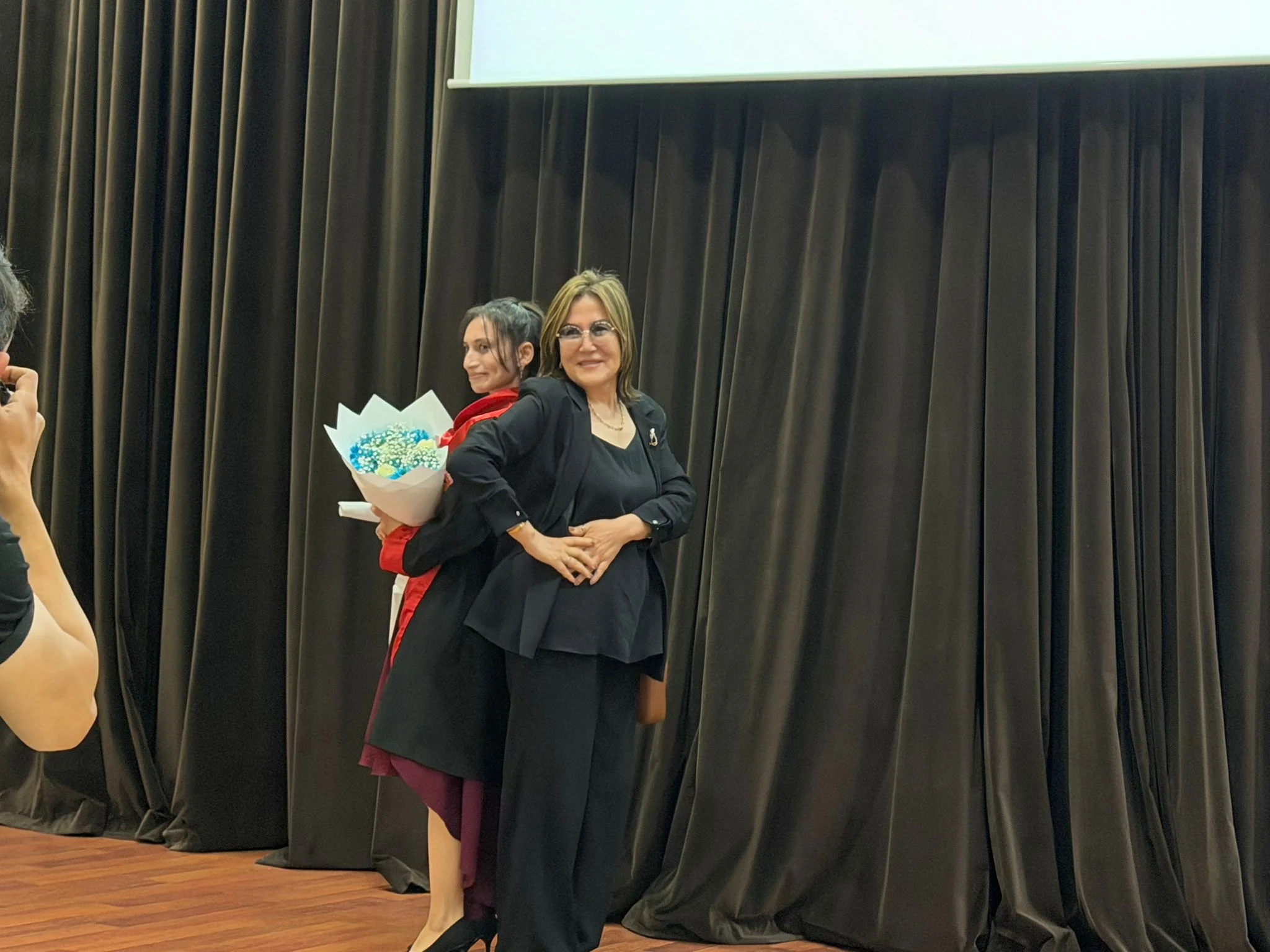 Selçuk Üniversitesi Rus Dili ve Edebiyatı Bölümünde Mezuniyet Coşkusu